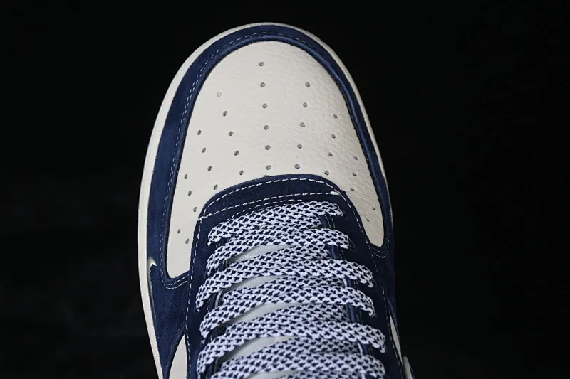 All categories Nk Air Force 1 Air Force series Nk Air Force 1 Low Air Force low-top Nike Air Force 1'07 Low Year of the Horse limited national style Air Force 1 low-top casual sneakers DF0188-136